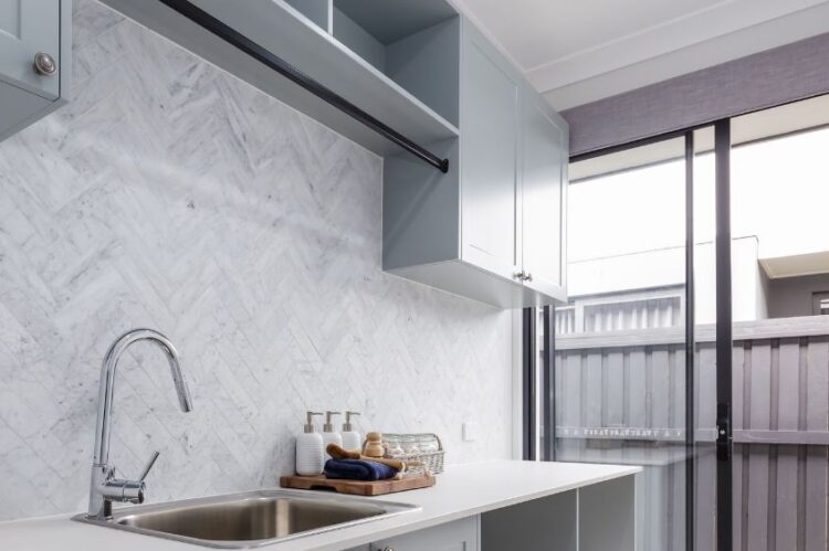 0e85f68e-eda6-4880-b4ab-0fd7001ccd57